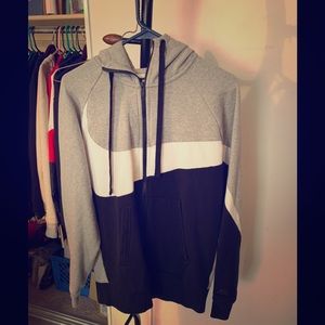 Nike sweat suit top and matching pants both large